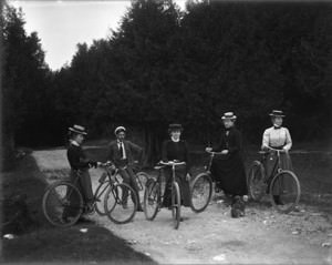 bicycles oldtime cyclists