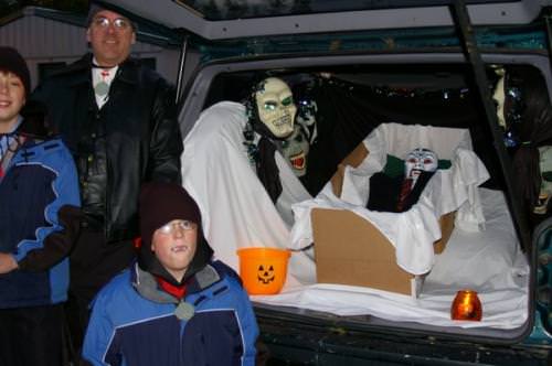 trunk-or-treat-02